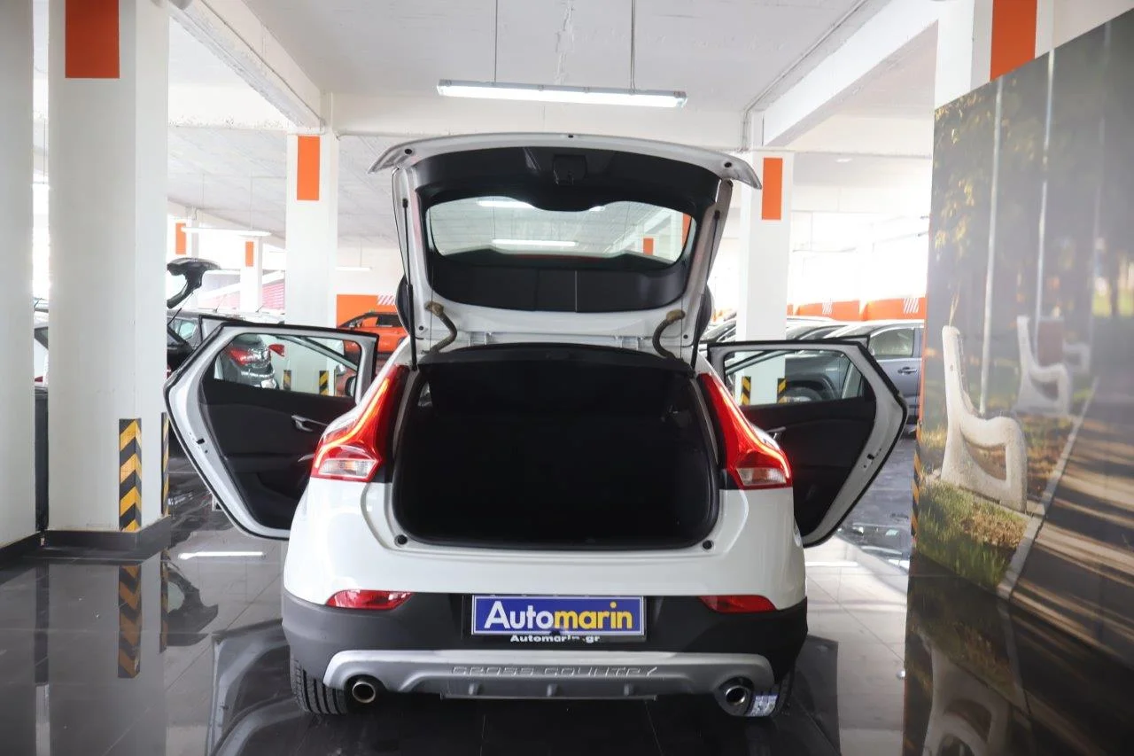 Volvo V40 Cross Country - View model 8