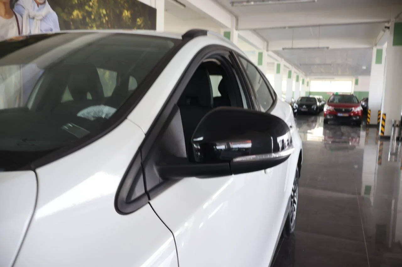 Volvo V40 Cross Country - View model 15