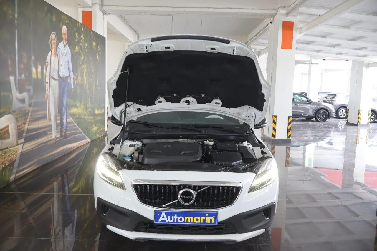 Volvo V40 Cross Country - View model 20