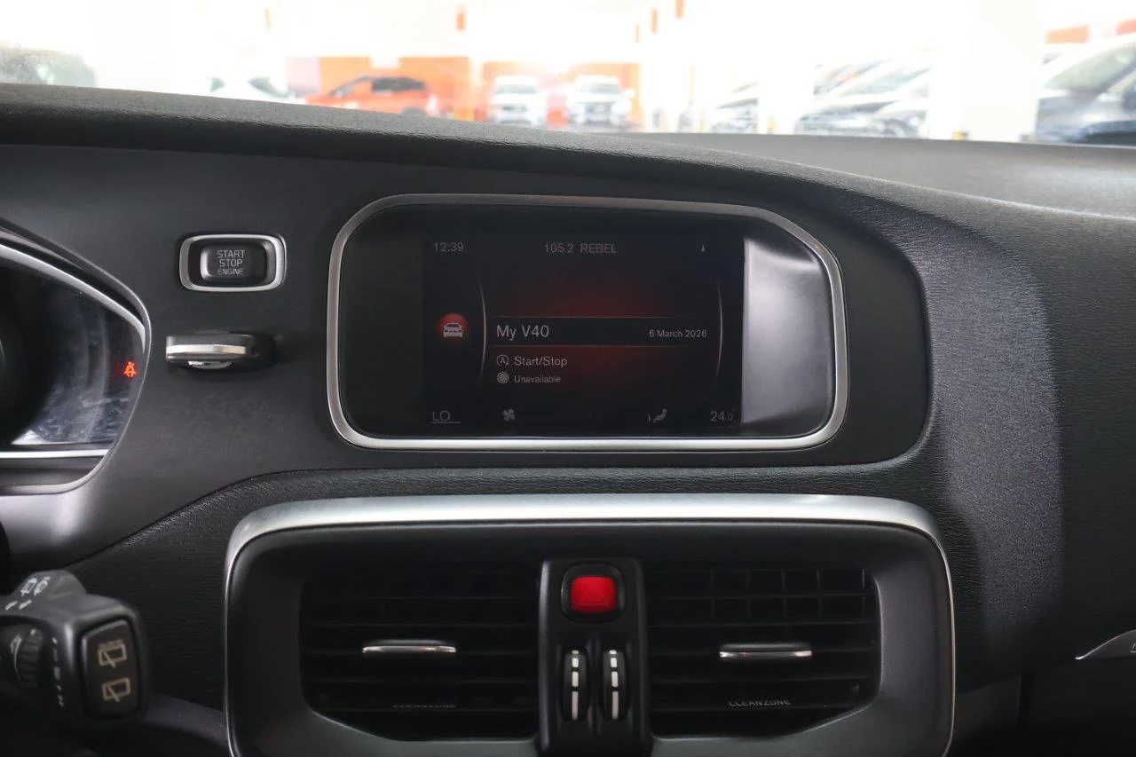 Volvo V40 Cross Country - View model 23