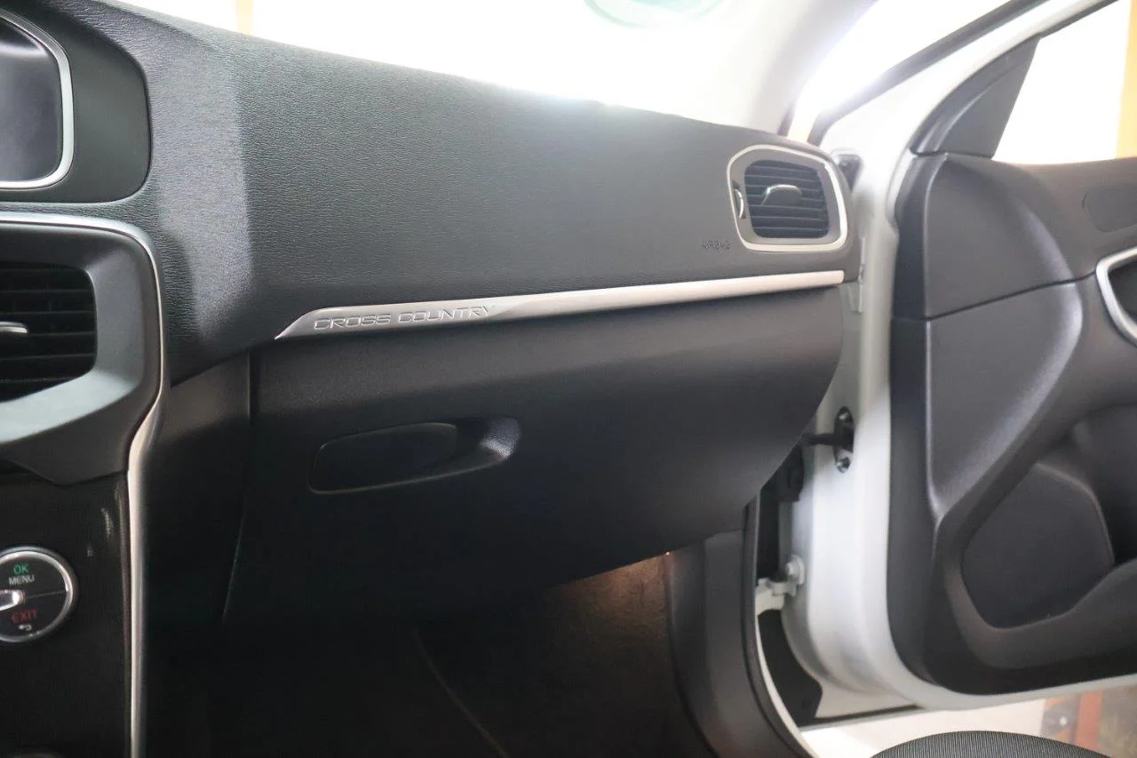 Volvo V40 Cross Country - View model 24