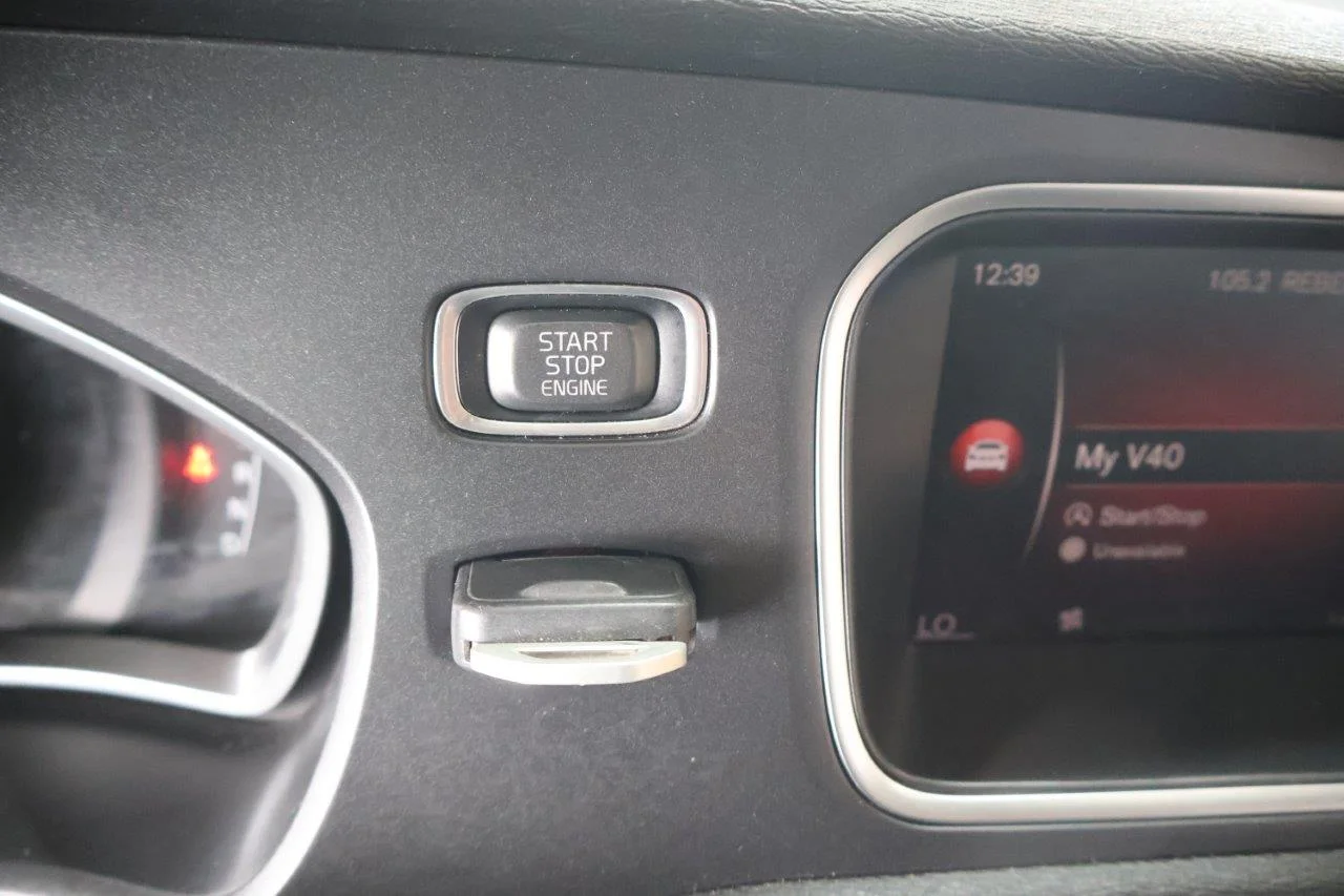Volvo V40 Cross Country - View model 26