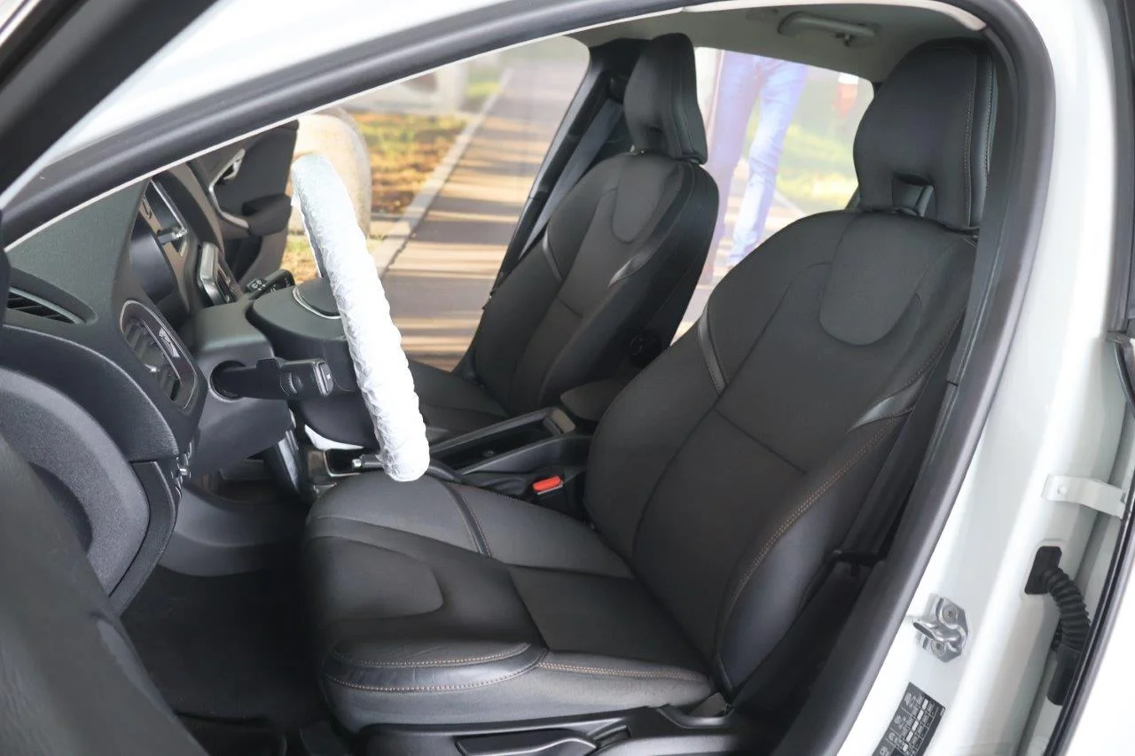 Volvo V40 Cross Country - View model 29