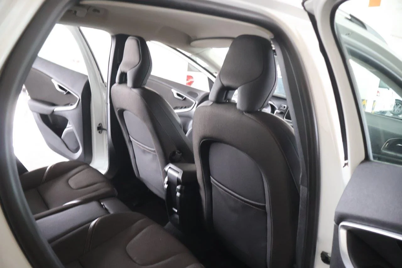 Volvo V40 Cross Country - View model 33