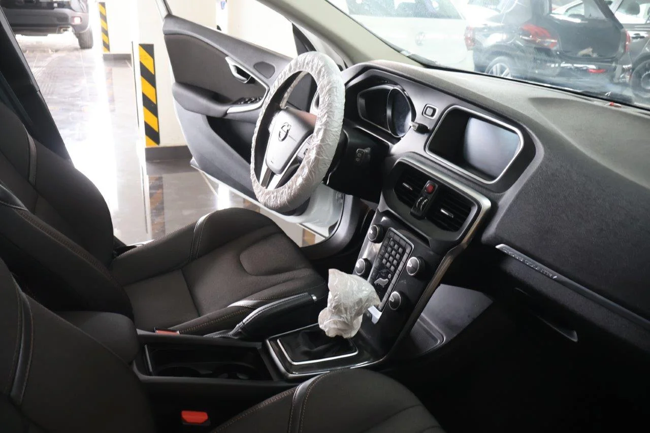 Volvo V40 Cross Country - View model 36