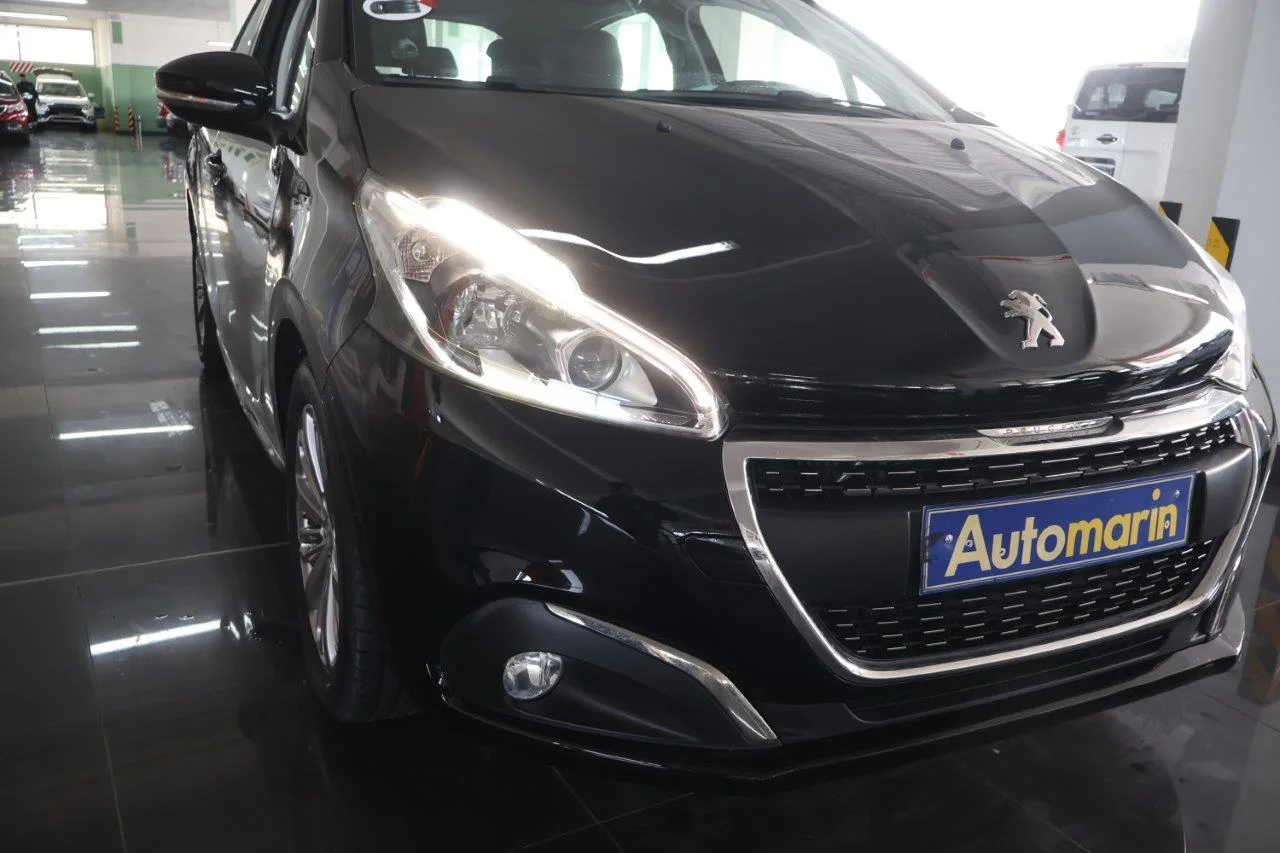 Peugeot 208 - View model 16
