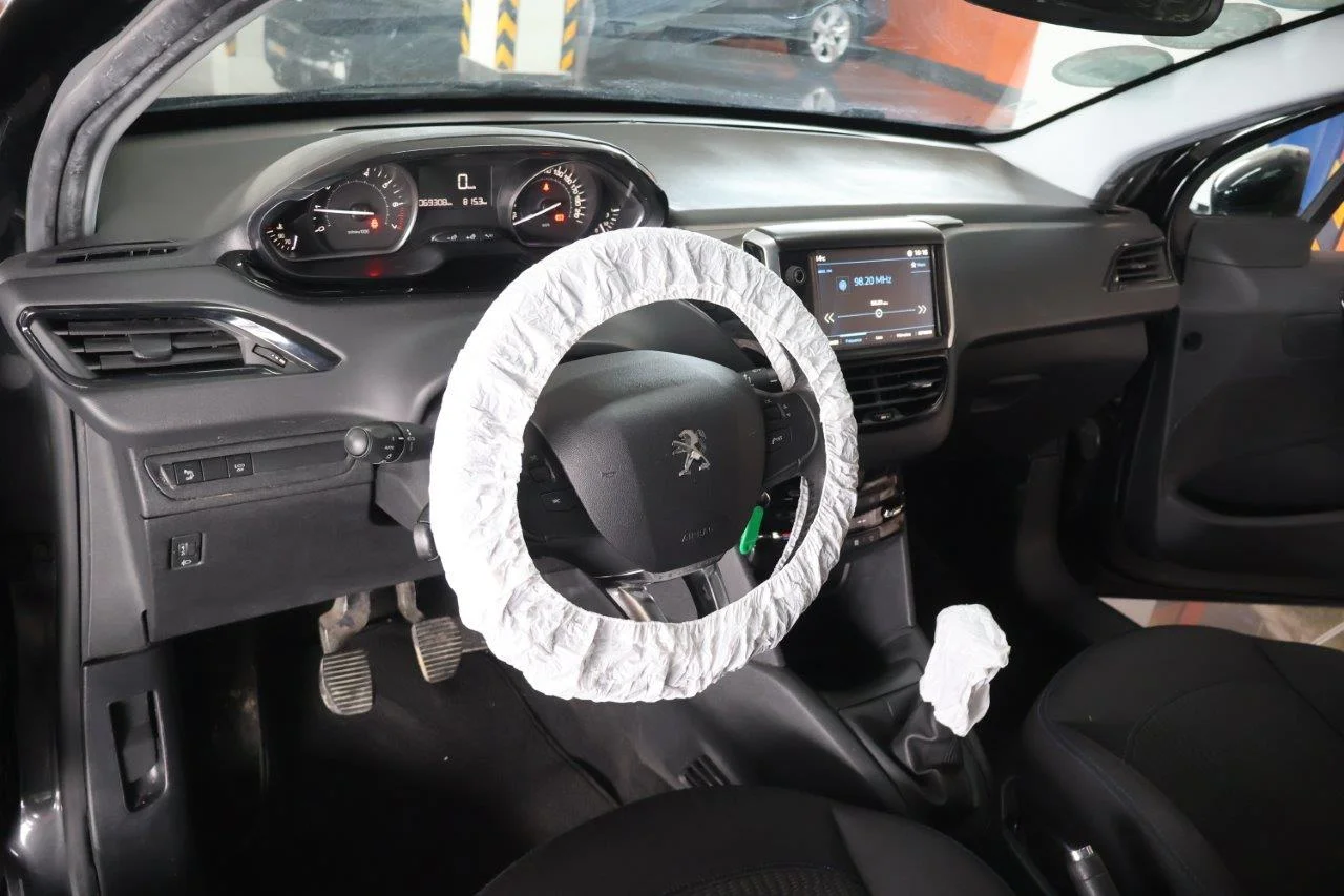 Peugeot 208 - View model 23