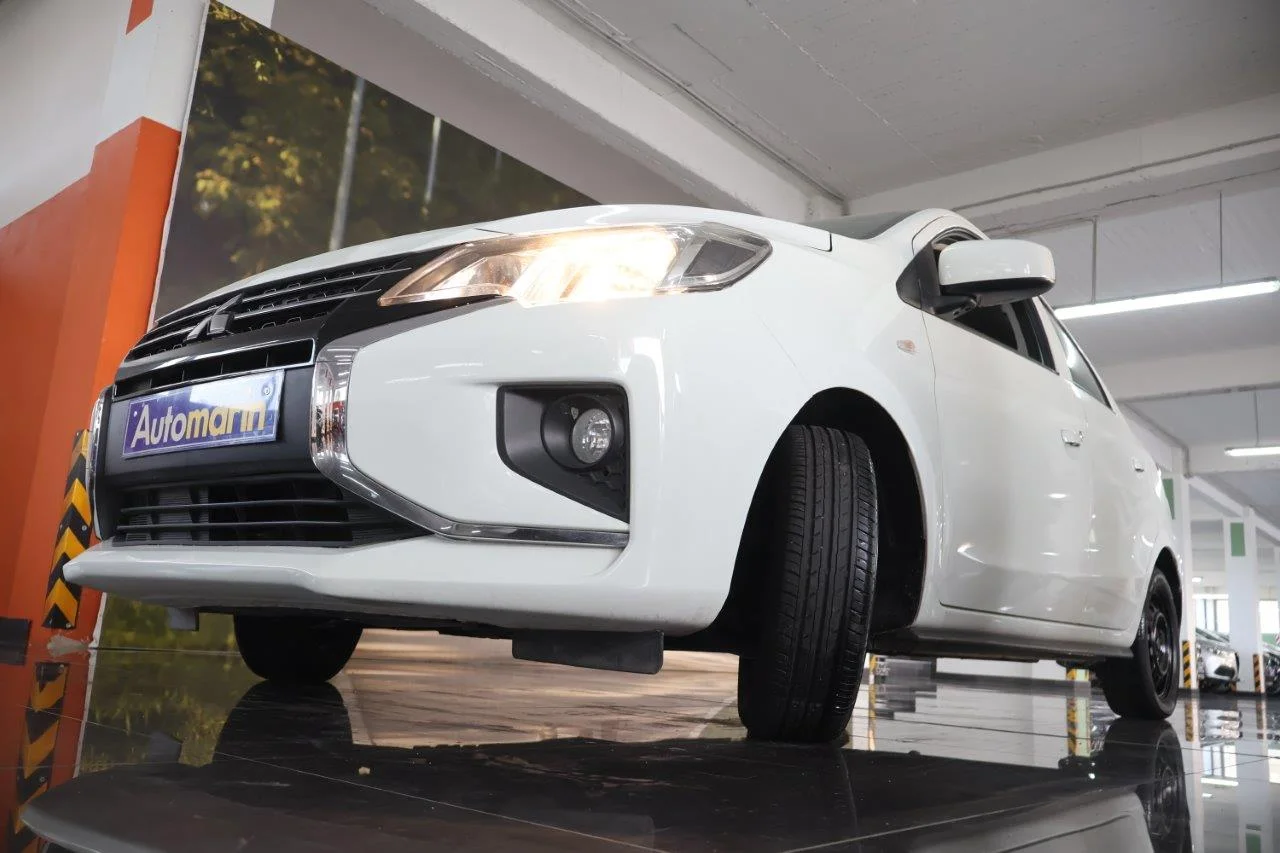 View 2 - Mitsubishi Space Star - 2022