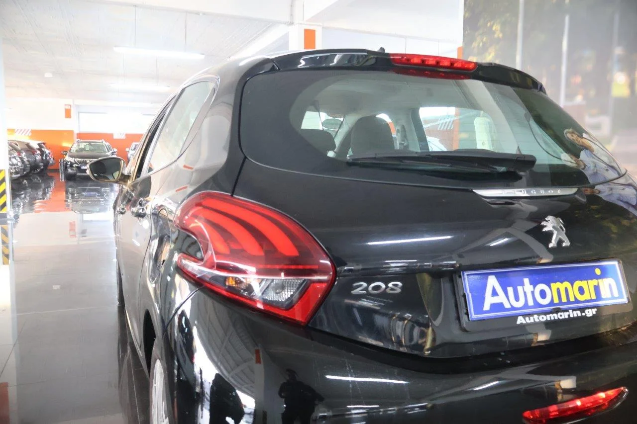 Peugeot 208 - View model 11