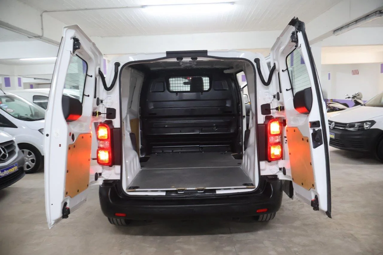Toyota Proace - View model 9