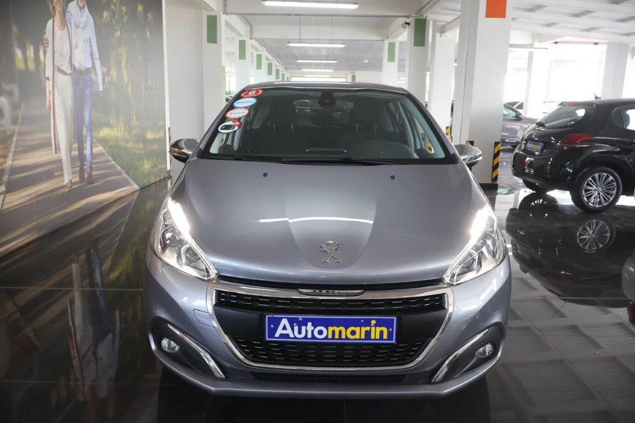 View 3 - Peugeot 208 - 2019