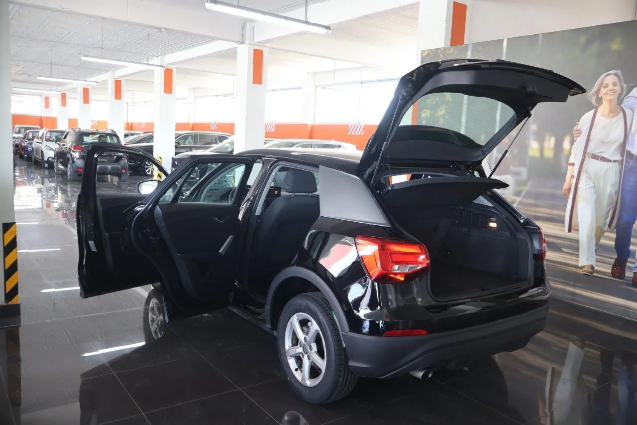 Audi Q2 - View model 8