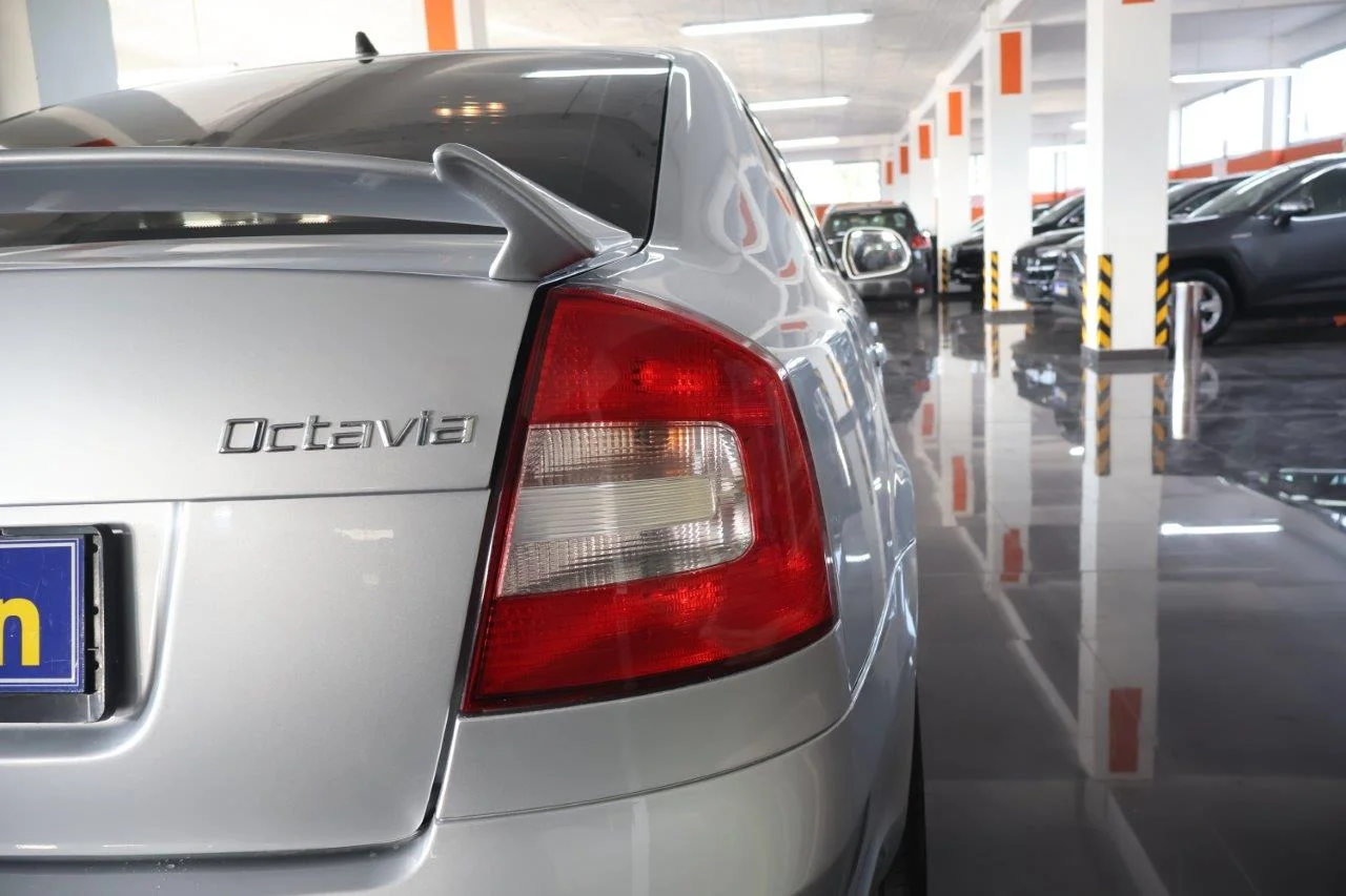 Skoda Octavia - View model 10