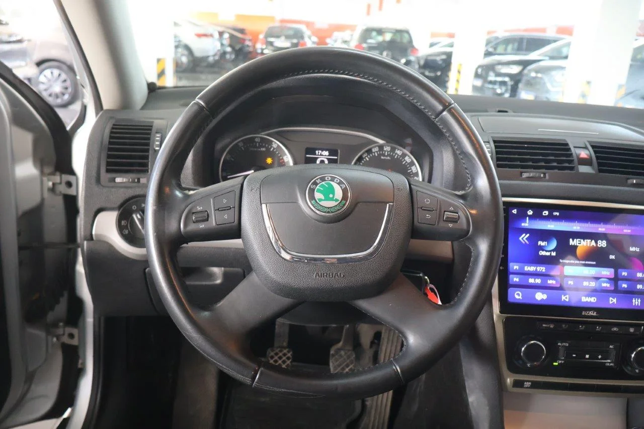 Skoda Octavia - View model 21