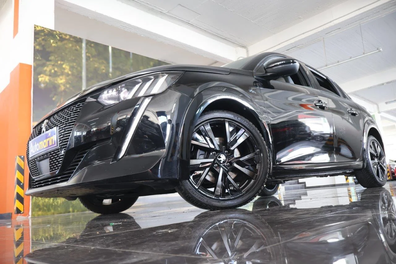 View 2 - Peugeot 208 - 2021