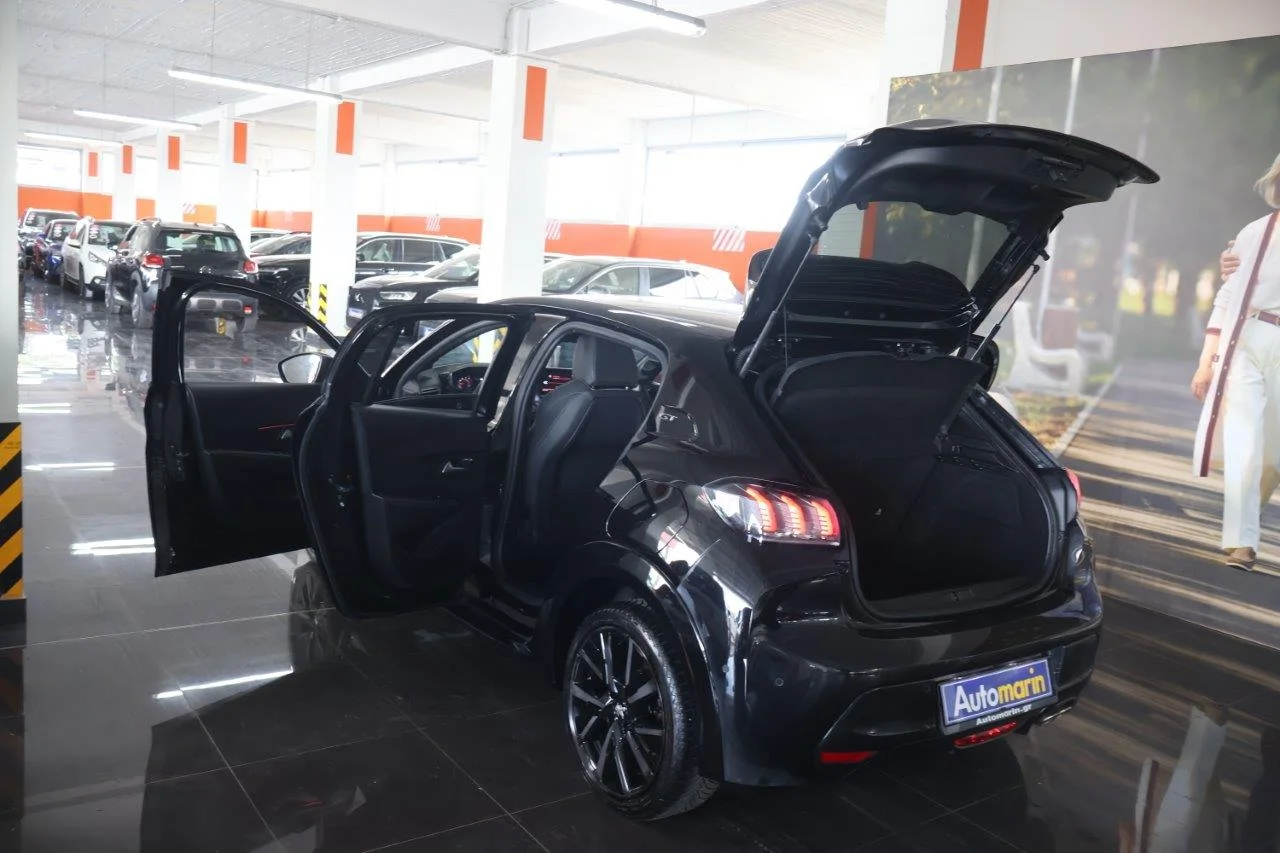 Peugeot 208 - View model 8