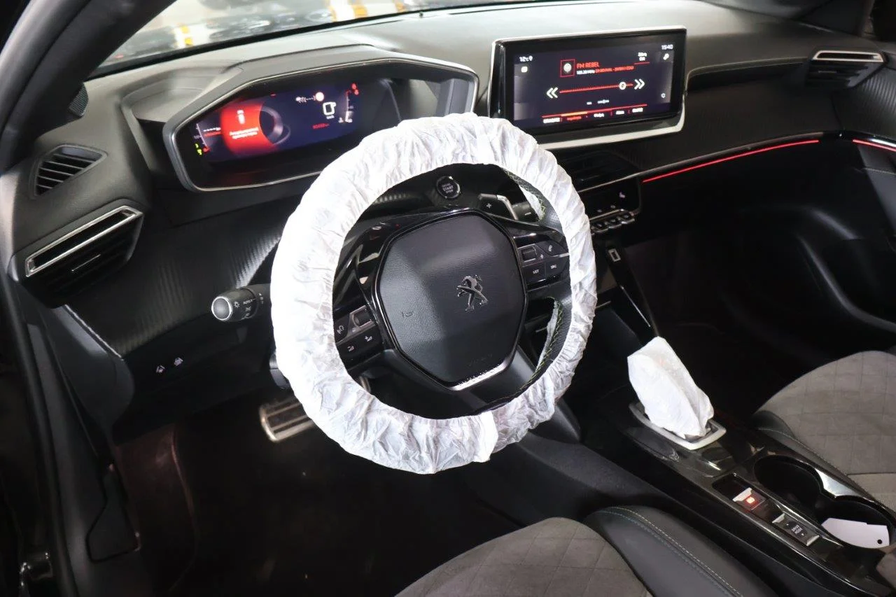 Peugeot 208 - View model 43