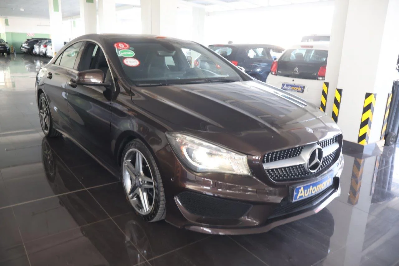 View 4 - Mercedes-Benz CLA 200 - 2015