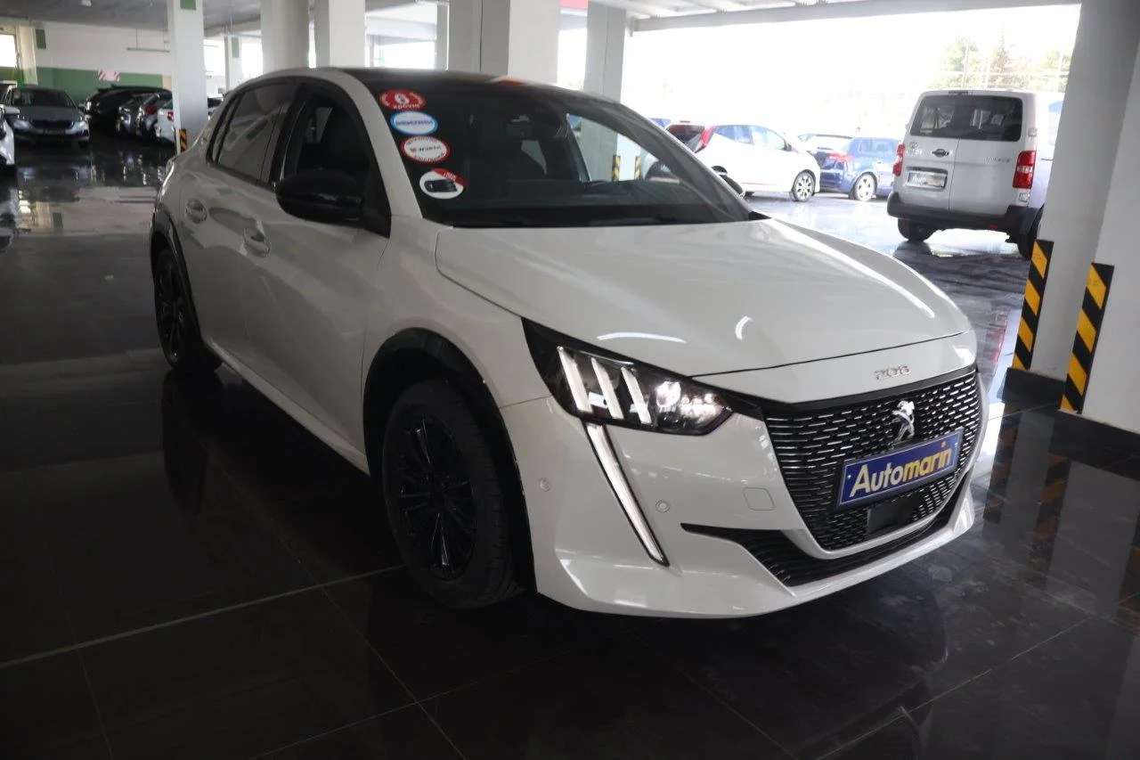 View 4 - Peugeot 208 - 2020