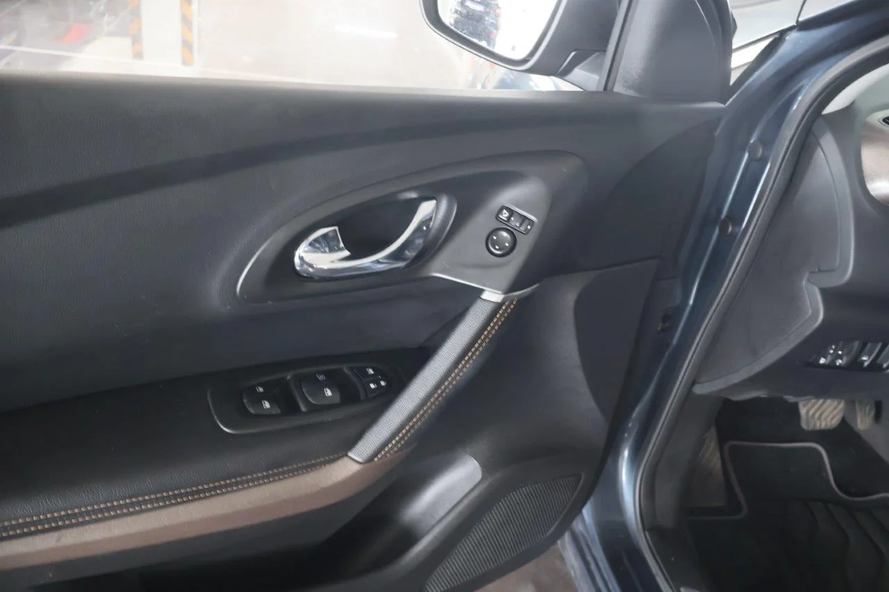 Renault Kadjar - View model 24