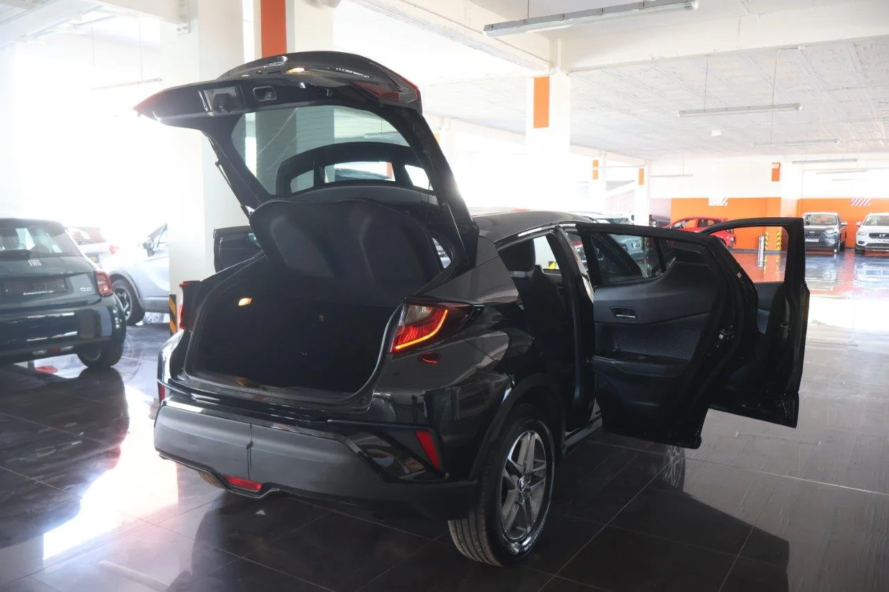 Toyota C-HR - View model 7