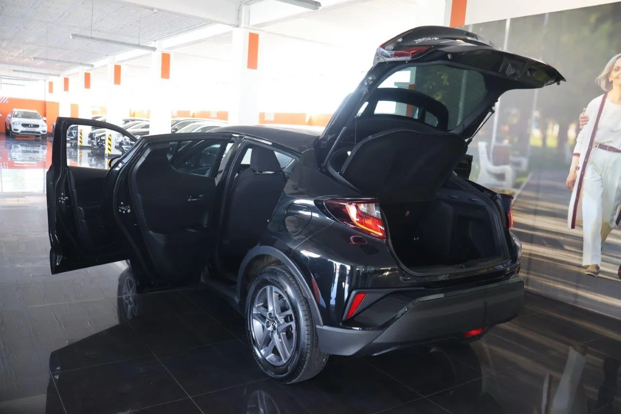 Toyota C-HR - View model 9