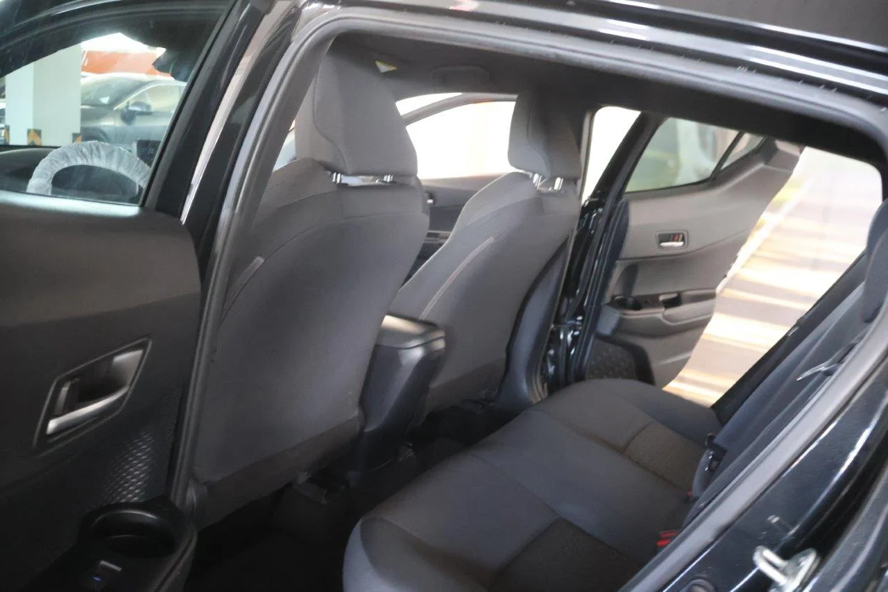 Toyota C-HR - View model 27