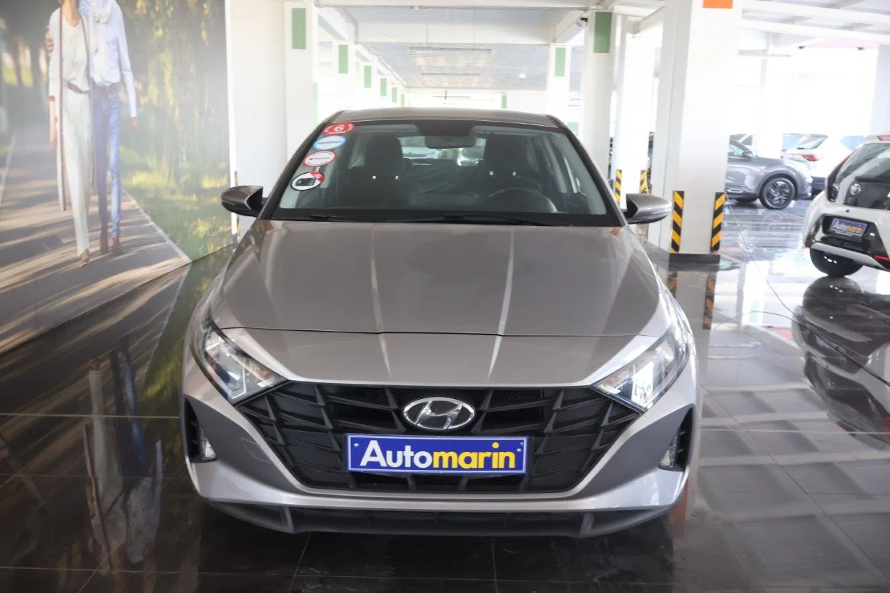 View 3 - Hyundai i 20 - 2021