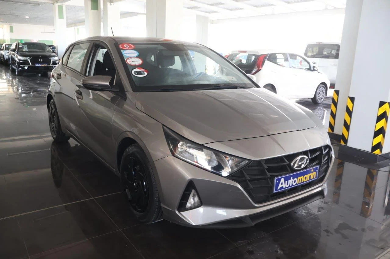 View 4 - Hyundai i 20 - 2021