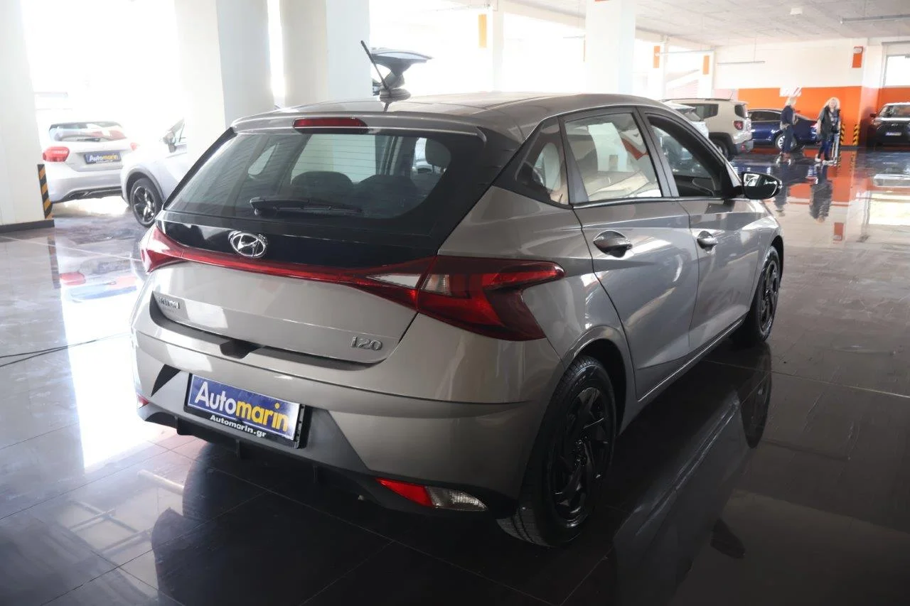 View 5 - Hyundai i 20 - 2021