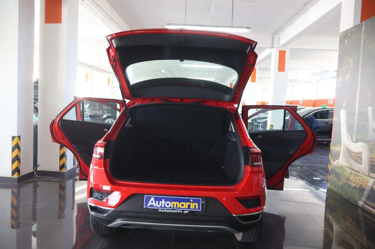 Volkswagen T-Roc - View model 8