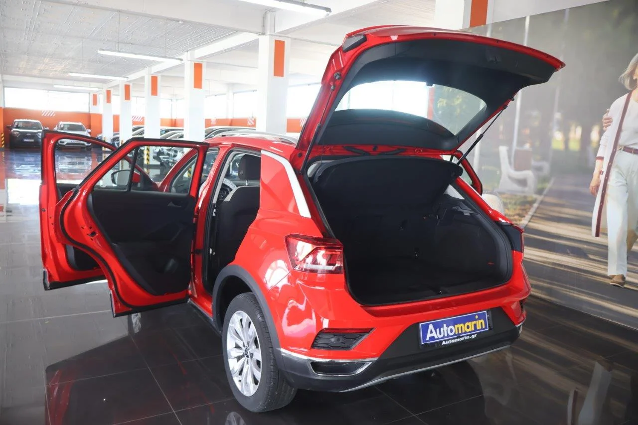 Volkswagen T-Roc - View model 9