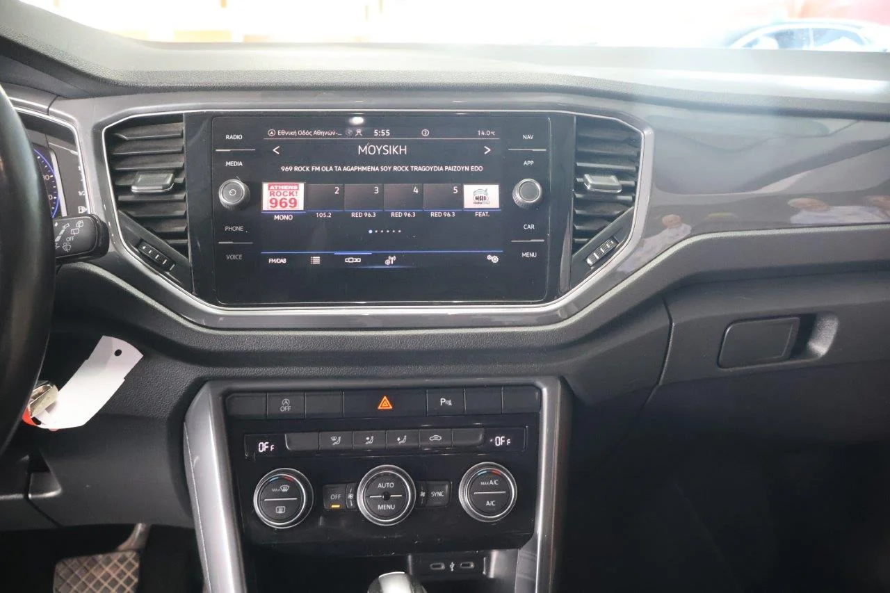 Volkswagen T-Roc - View model 20