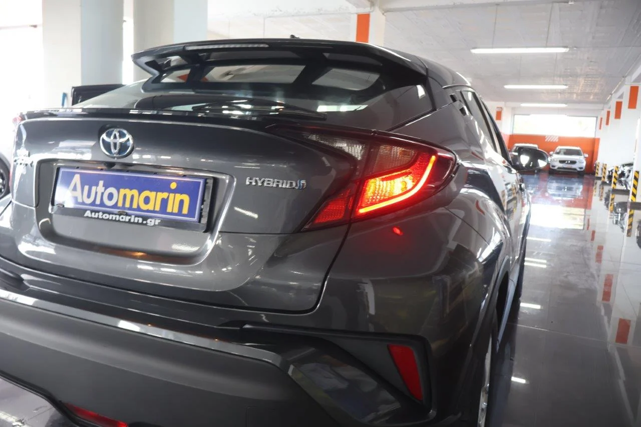 Toyota C-HR - View model 10