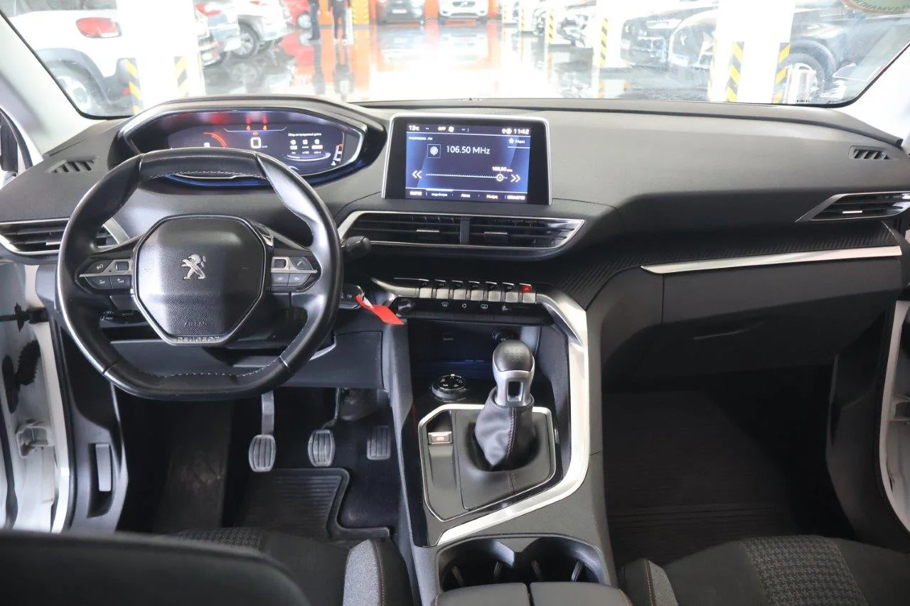 Peugeot 3008 - View model 19