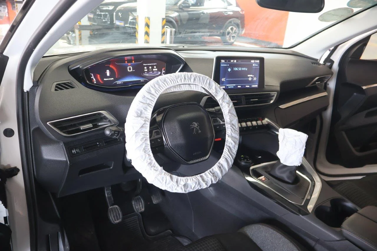 Peugeot 3008 - View model 23