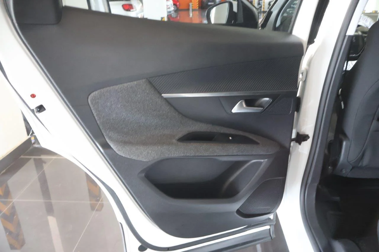 Peugeot 3008 - View model 29