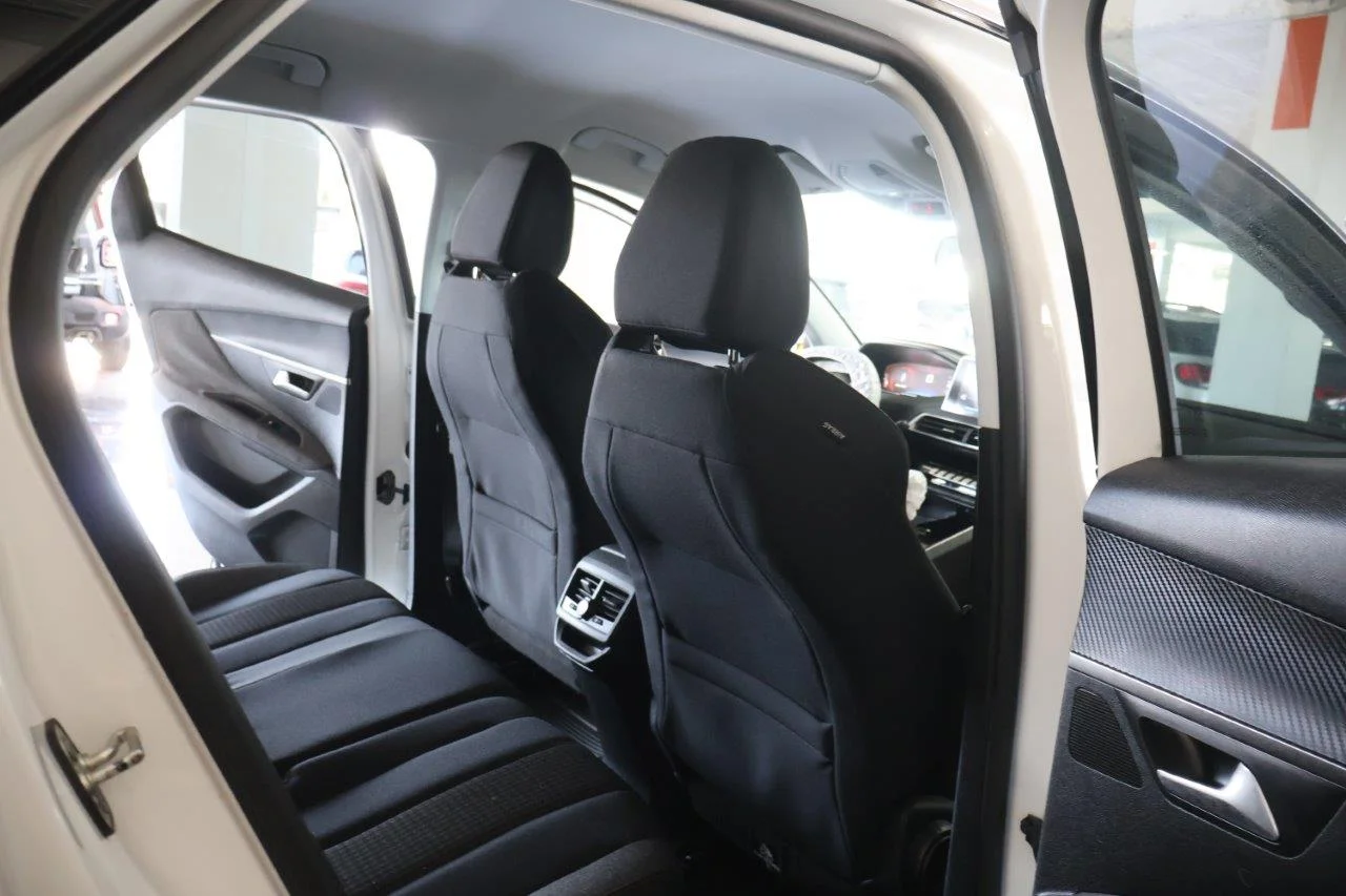 Peugeot 3008 - View model 31