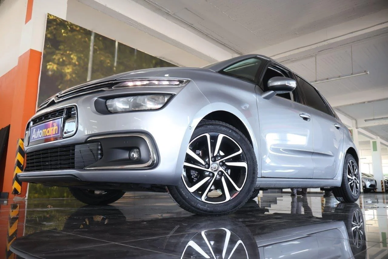 View 2 - Citroen C4 SpaceTourer - 2020