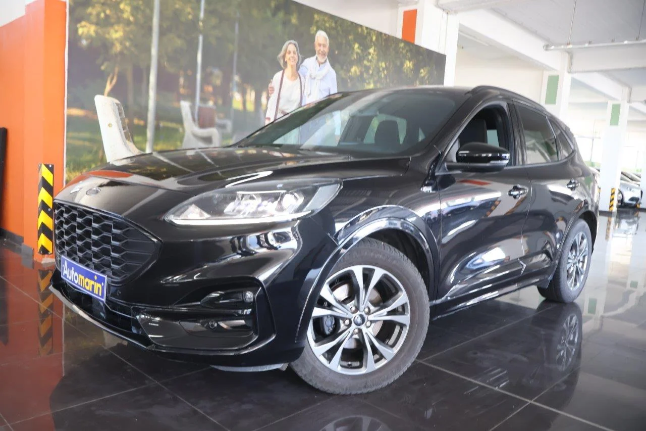 View 1 - Ford Kuga - 2022