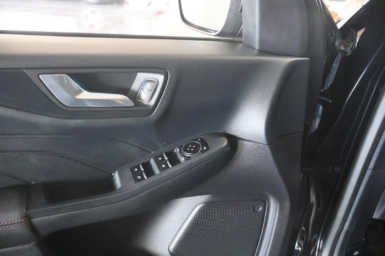 Ford Kuga - View model 27