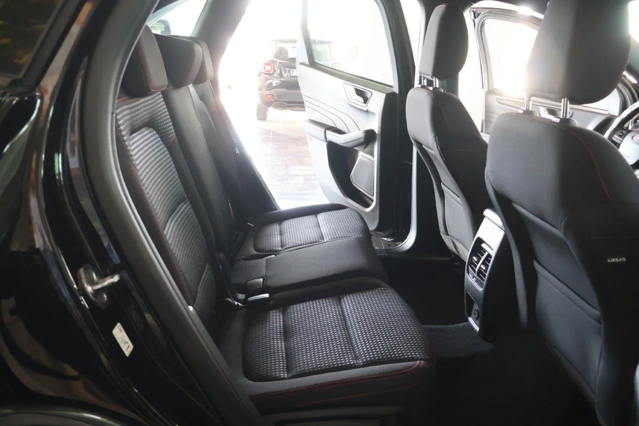 Ford Kuga - View model 33