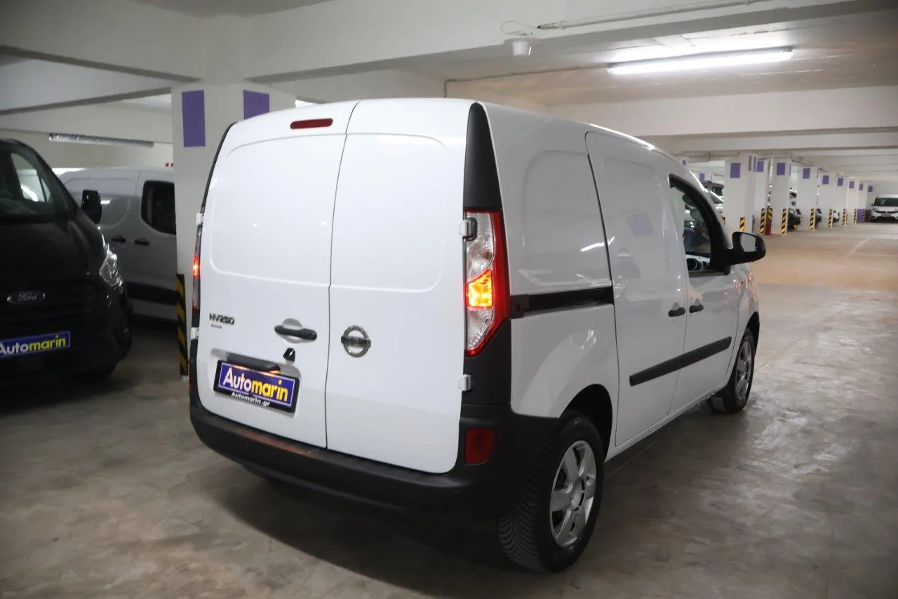 View 5 - Nissan NV250 - 2020