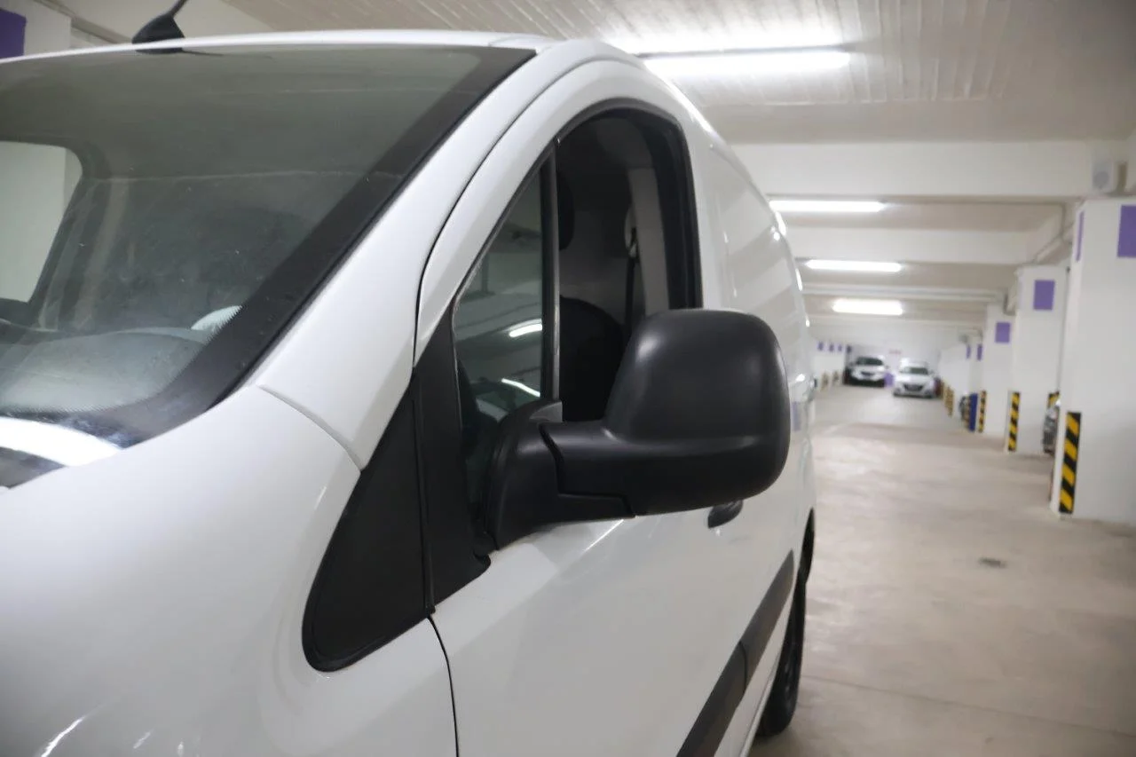 Citroen Berlingo - View model 14