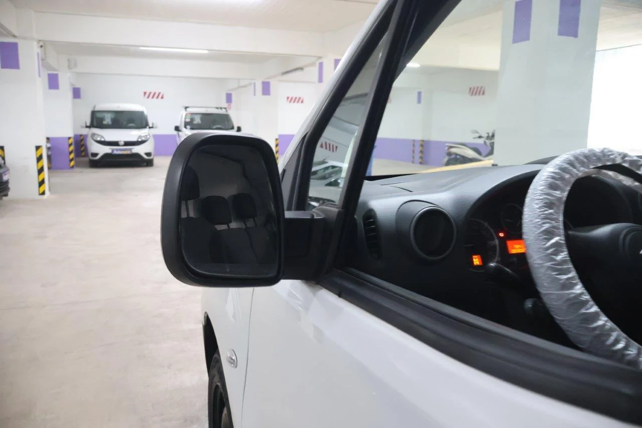 Citroen Berlingo - View model 15