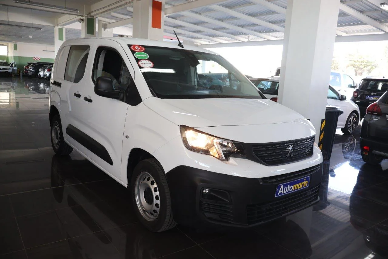 View 4 - Peugeot Partner - 2022