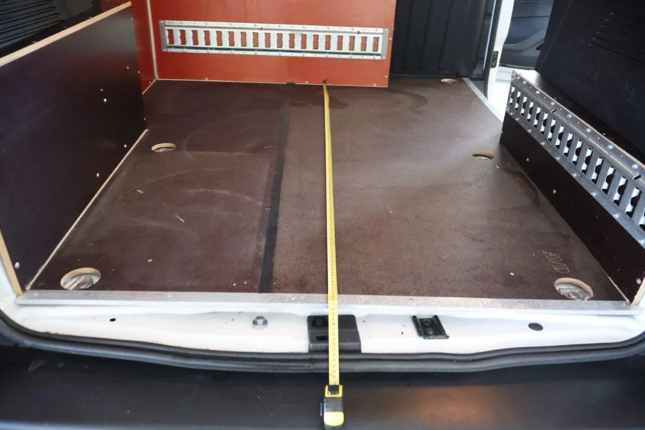 Peugeot Partner - View model 33