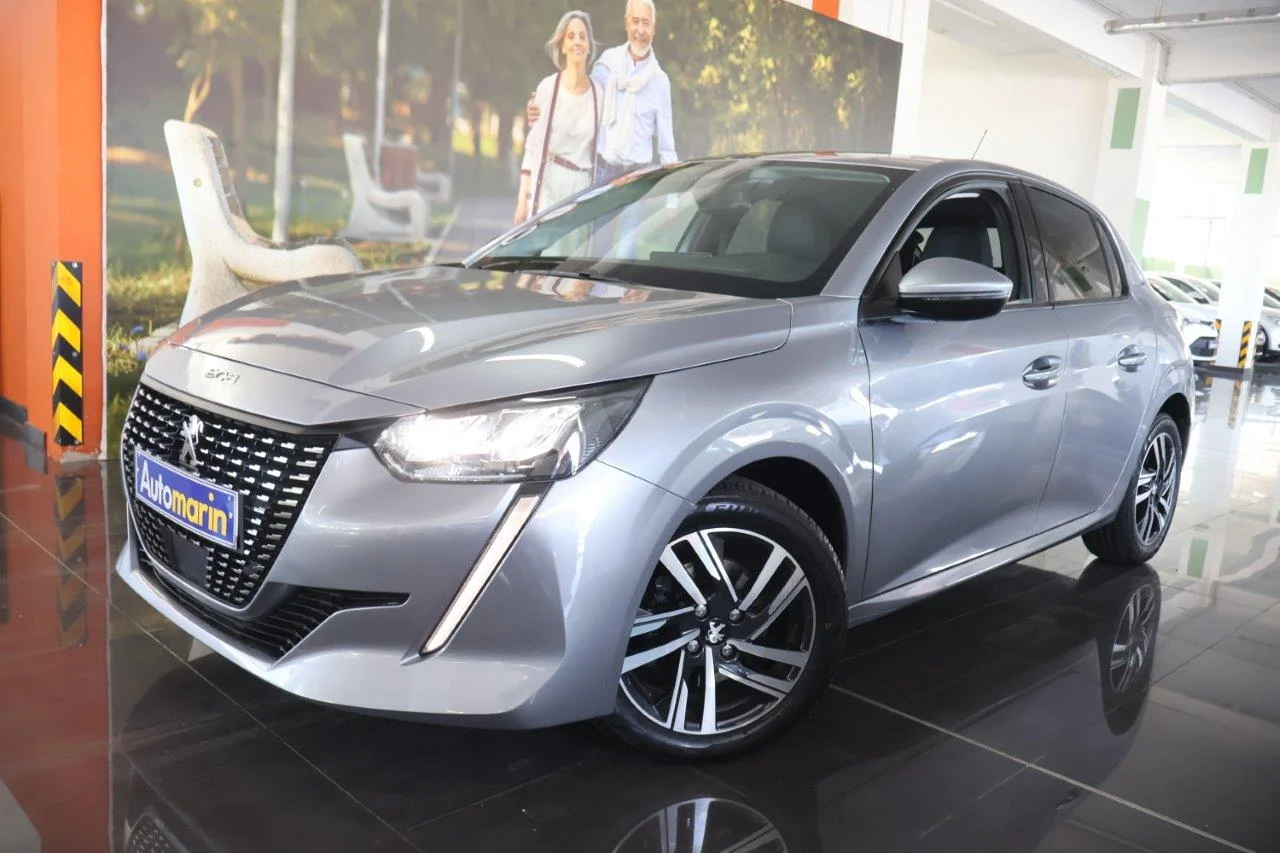 View 1 - Peugeot 208 - 2021
