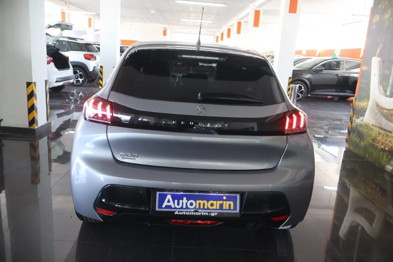 Peugeot 208 - View model 5