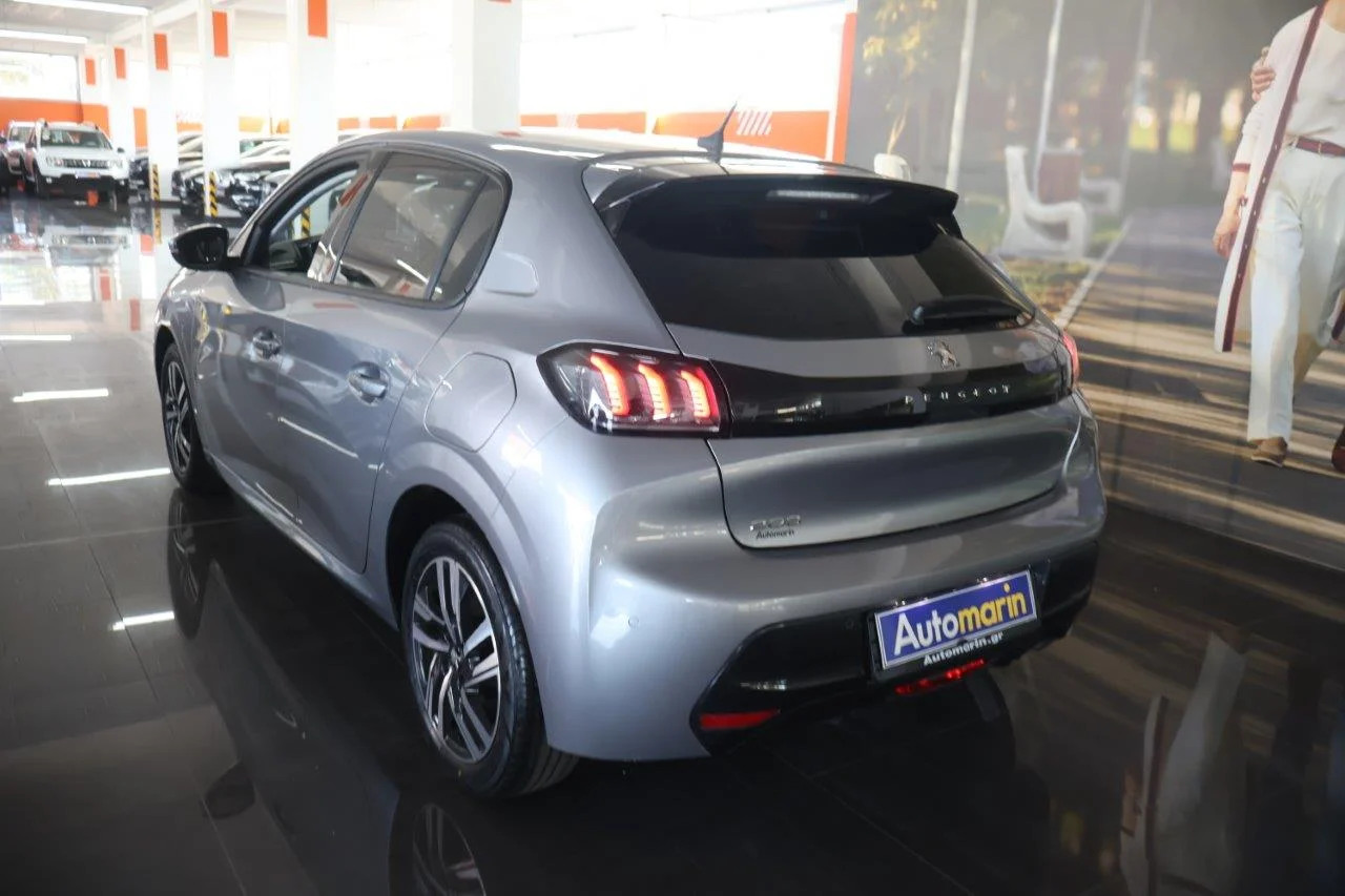 Peugeot 208 - View model 6